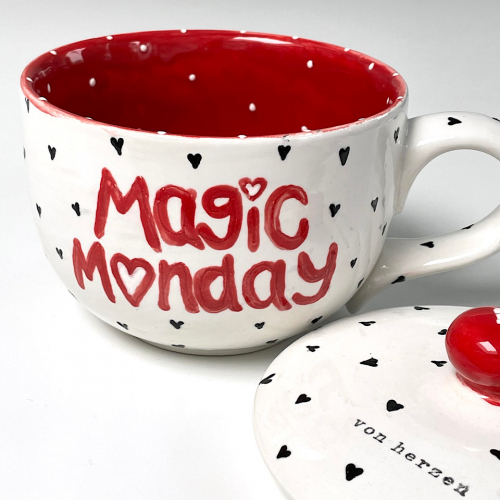 Keramik selbst bemalen - Magic Monday